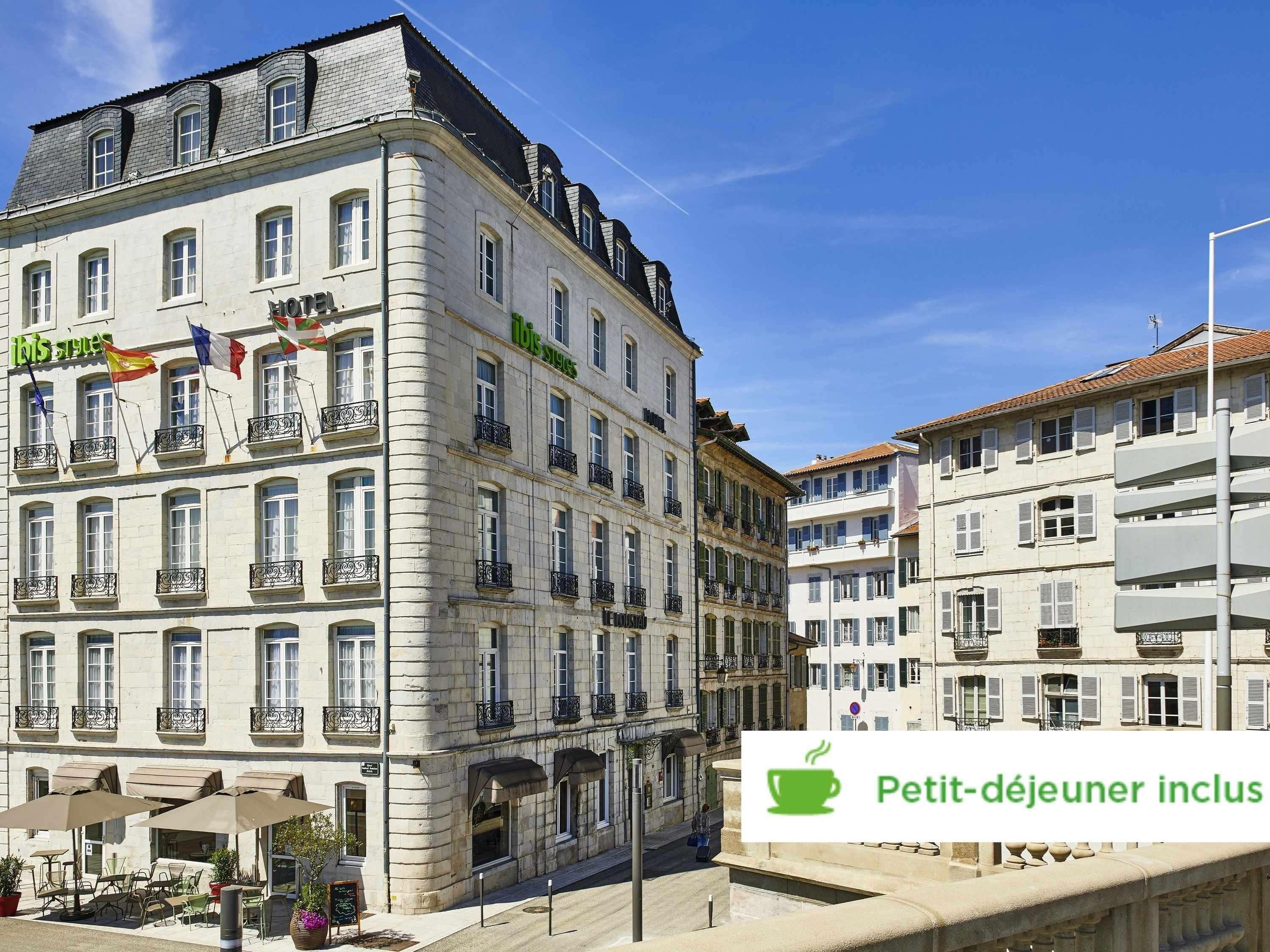 Отель Ibis Styles Бейонн Экстерьер фото