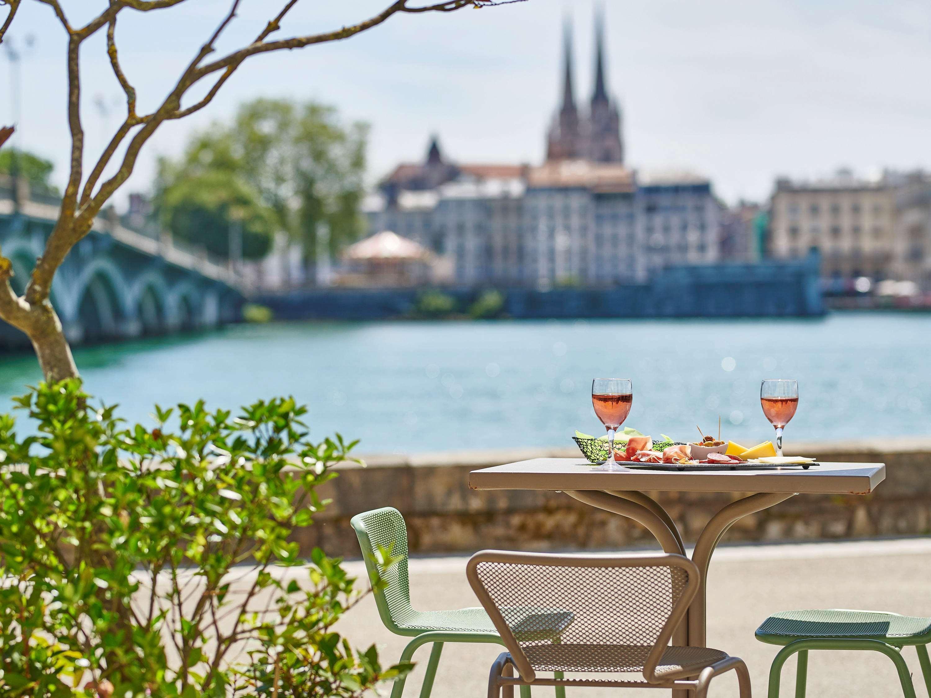 Отель Ibis Styles Бейонн Экстерьер фото