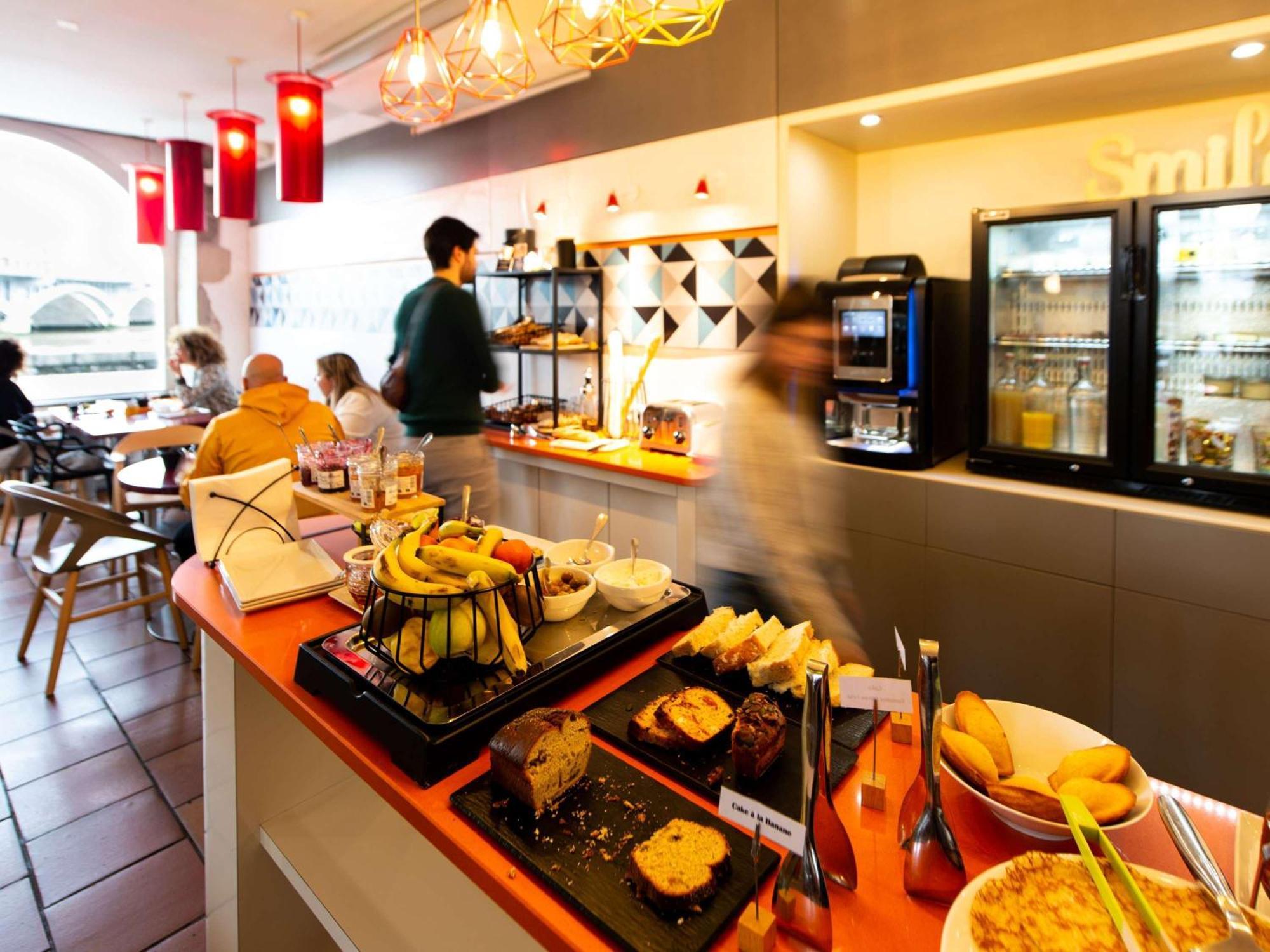 Отель Ibis Styles Бейонн Экстерьер фото